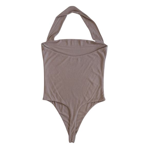 Superdown Revolve Bodysuit Top Halter Ribbed Stretch Open Back Size Medium Taupe - Picture 2 of 10